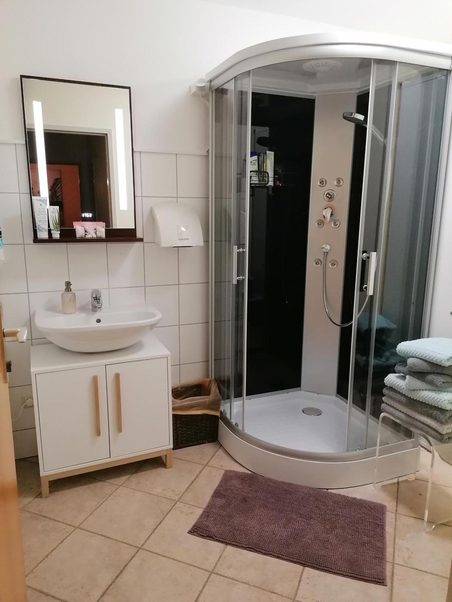 Ferienwohnung Schuhmann Mit Wintergarten Und Garten Therme Aquapulco Und Ikuna Erlebnispark, Zoo Schmiding 20 Min Mit Auto Entfernt Ab 3 Naechte Buchbar Hinzenbach Exteriér fotografie